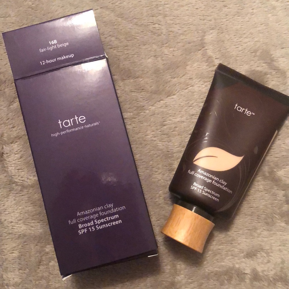 Tarte Amazonian clay foundation